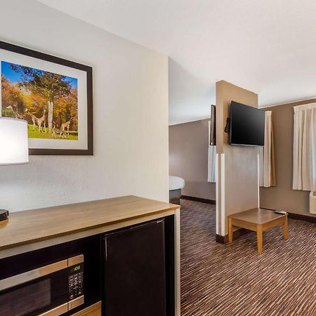 Quality Inn Asheboro South Екстериор снимка