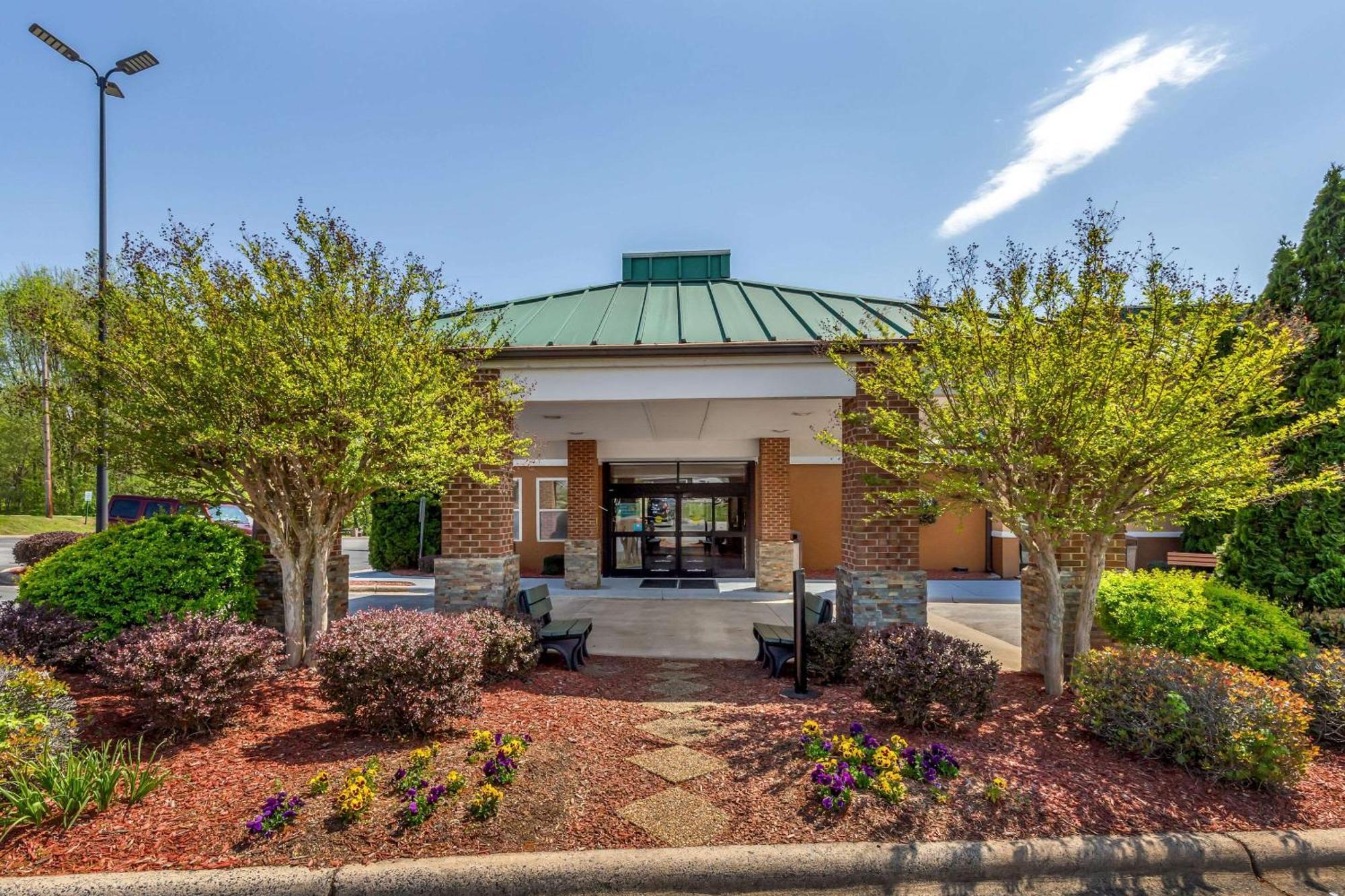 Quality Inn Asheboro South Екстериор снимка